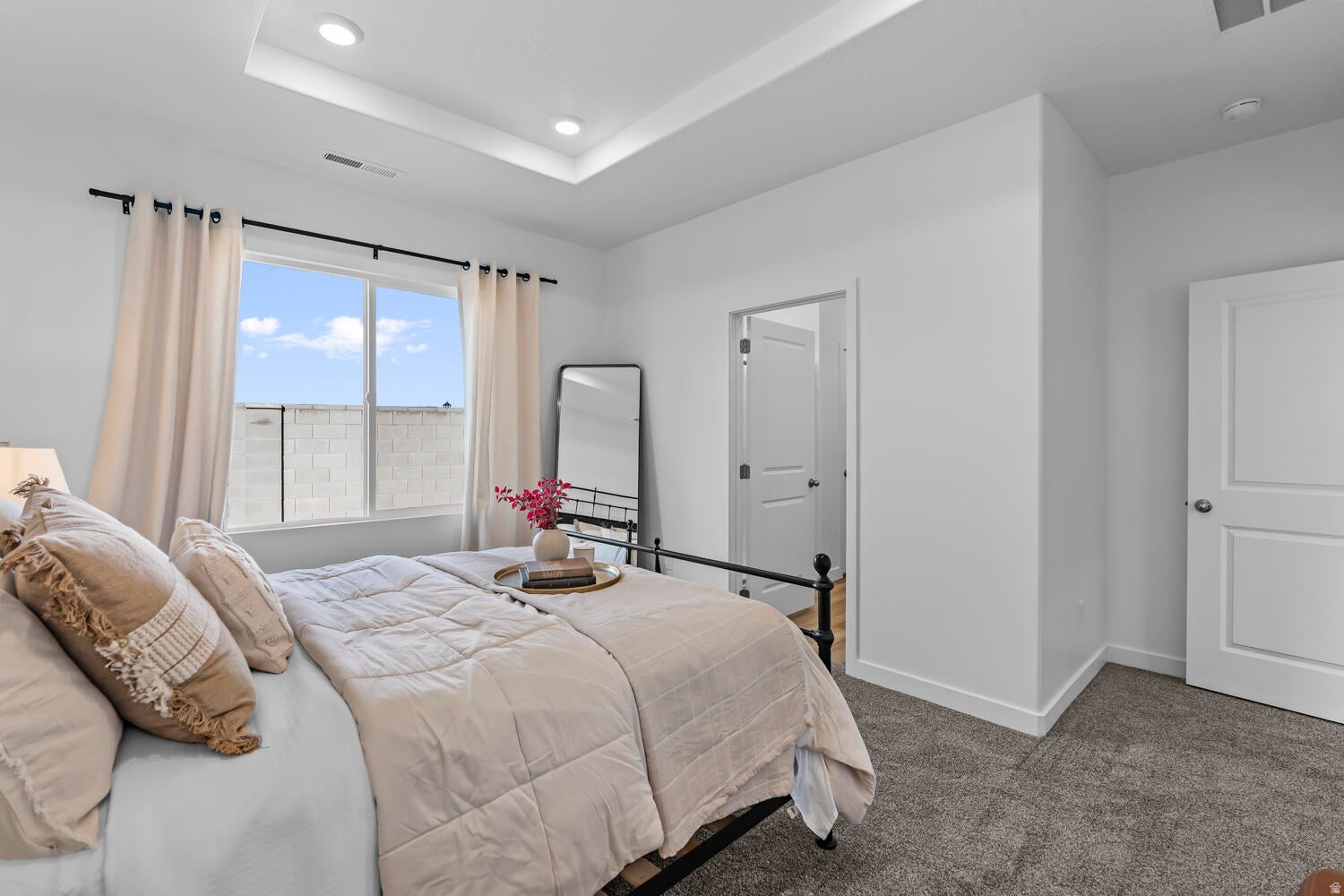 LONG VALLEY - Residential