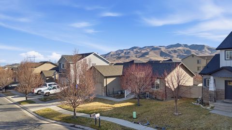 Tiny photo for 4636 E JIMMY LN, Eagle Mountain, UT 84005 (MLS # 2144226)