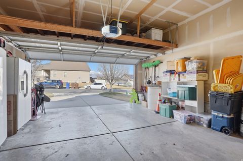 Tiny photo for 4636 E JIMMY LN, Eagle Mountain, UT 84005 (MLS # 2144226)