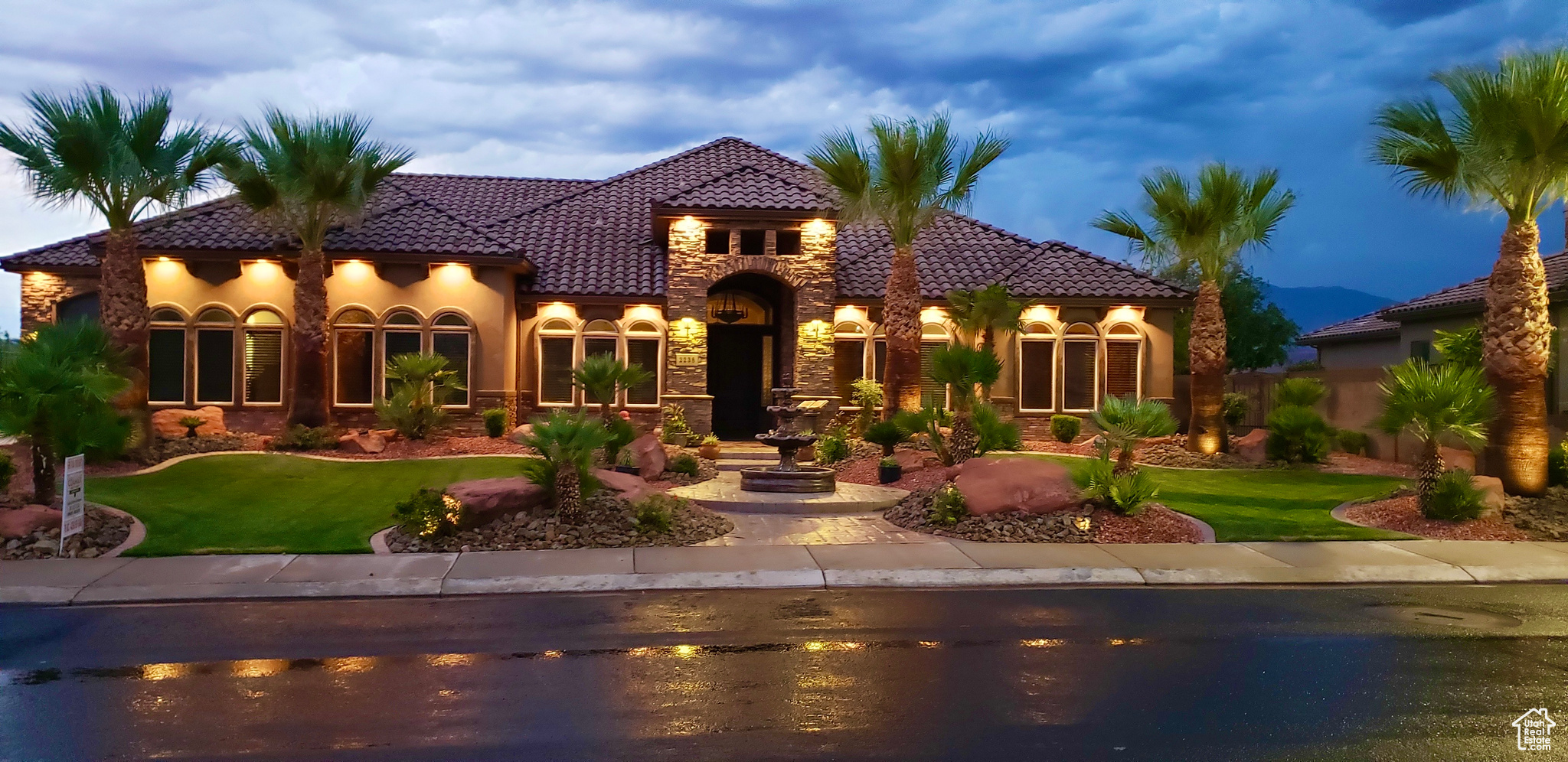 REDSTONE SPRINGS - Residential