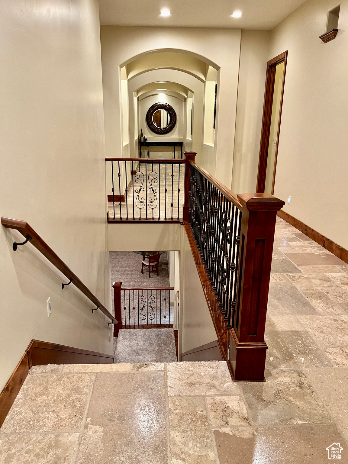 REDSTONE SPRINGS - Residential