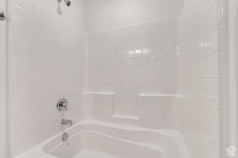 2777 E Skycrest Aly #412, Eagle Mountain, Utah image 8
