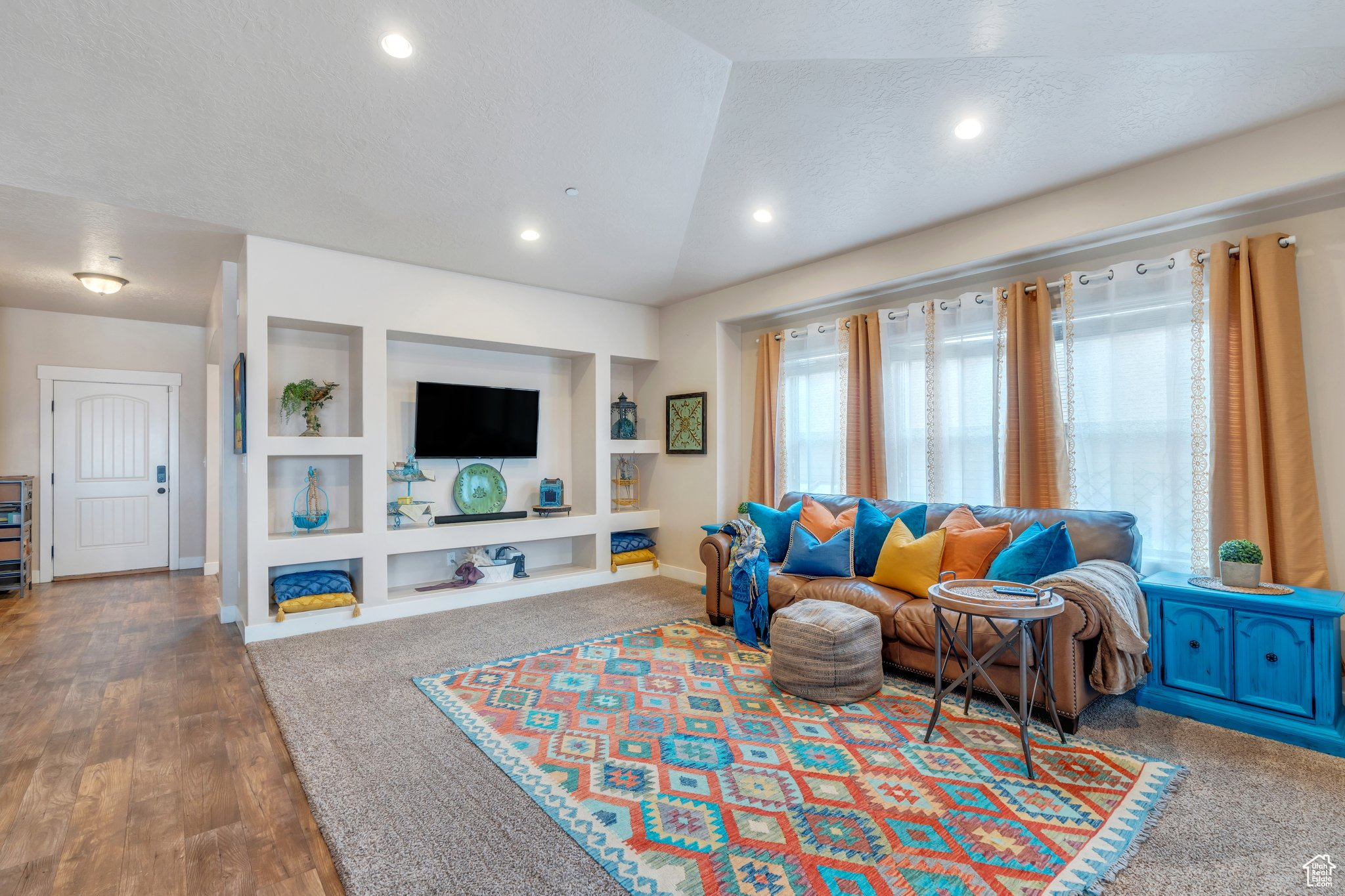 Elk Ridge, Utah 84651, United States, 6 Bedrooms Bedrooms, ,3 BathroomsBathrooms,Residential,Active,81712