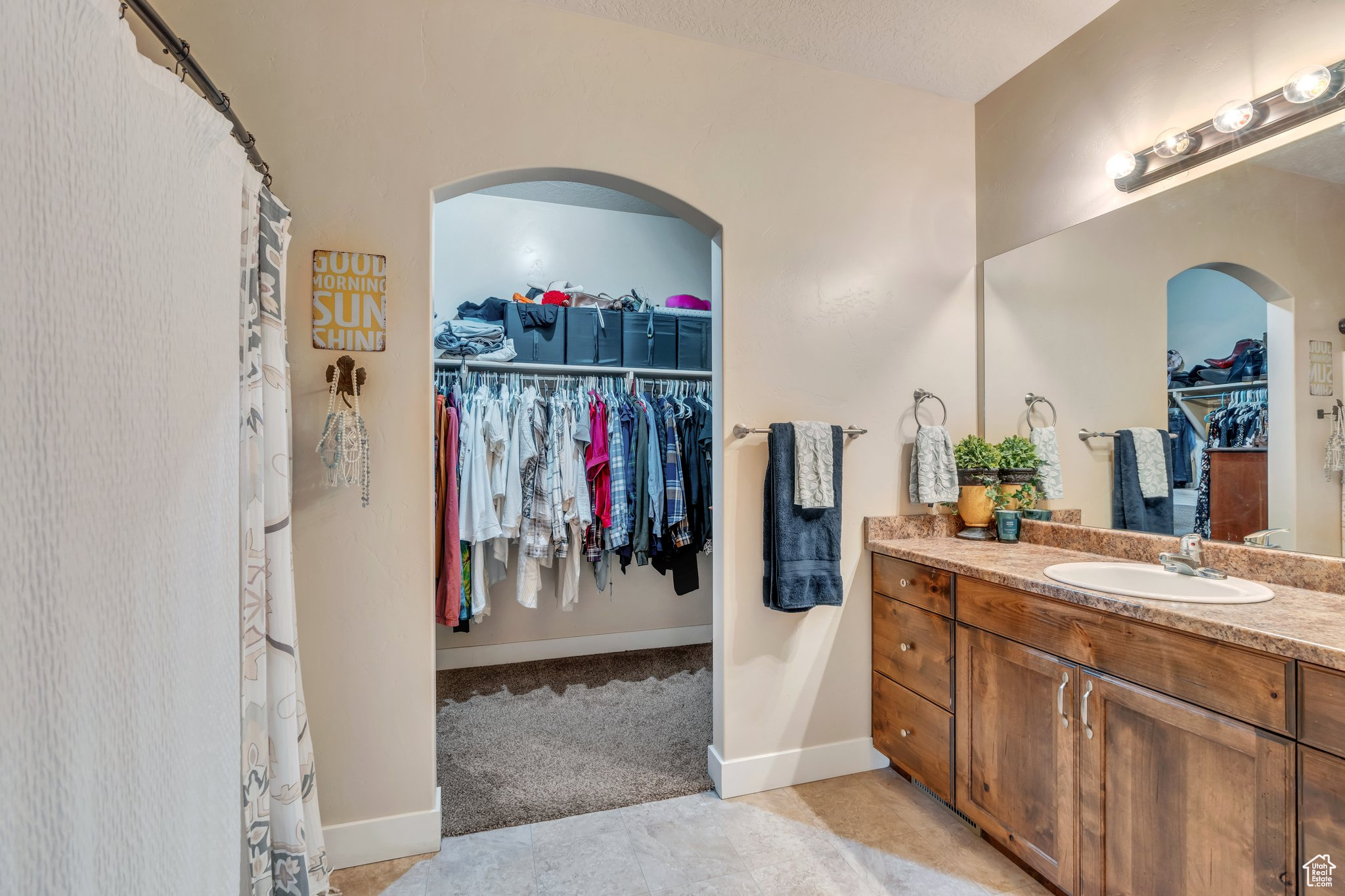 Elk Ridge, Utah 84651, United States, 6 Bedrooms Bedrooms, ,3 BathroomsBathrooms,Residential,Active,81712