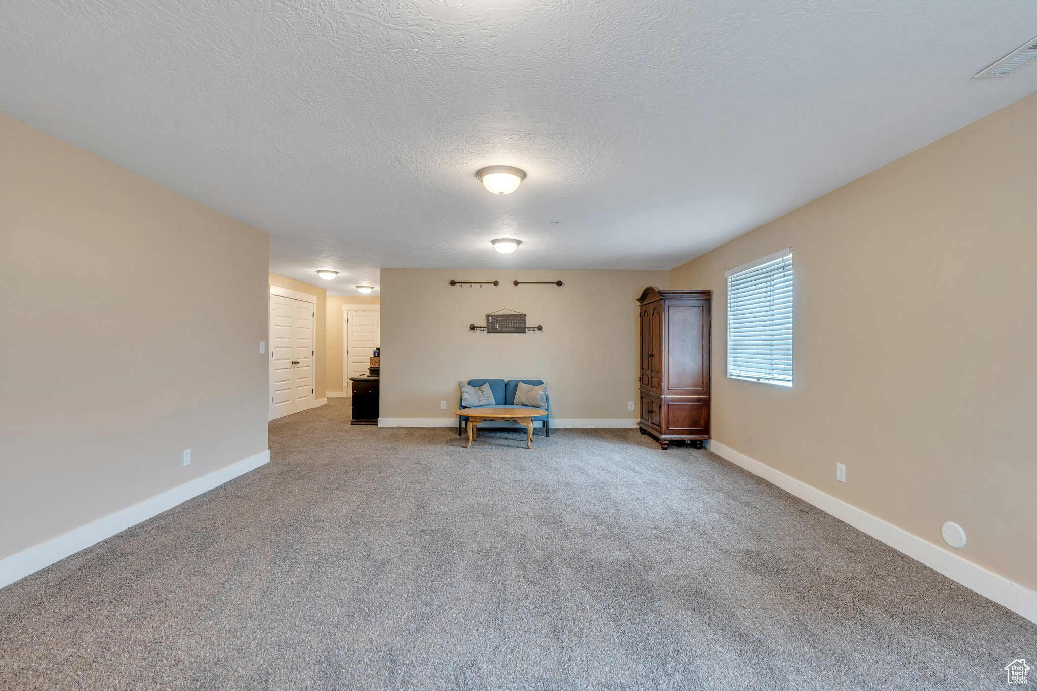 Elk Ridge, Utah 84651, United States, 6 Bedrooms Bedrooms, ,3 BathroomsBathrooms,Residential,Active,81712