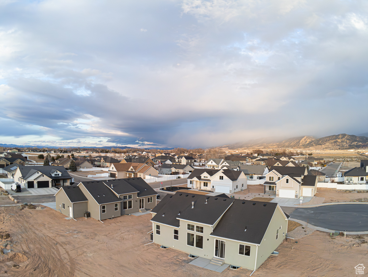 THE POINTE - Residential