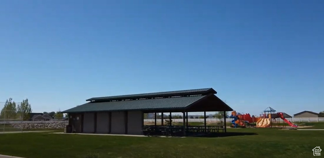 THE POINTE - Residential