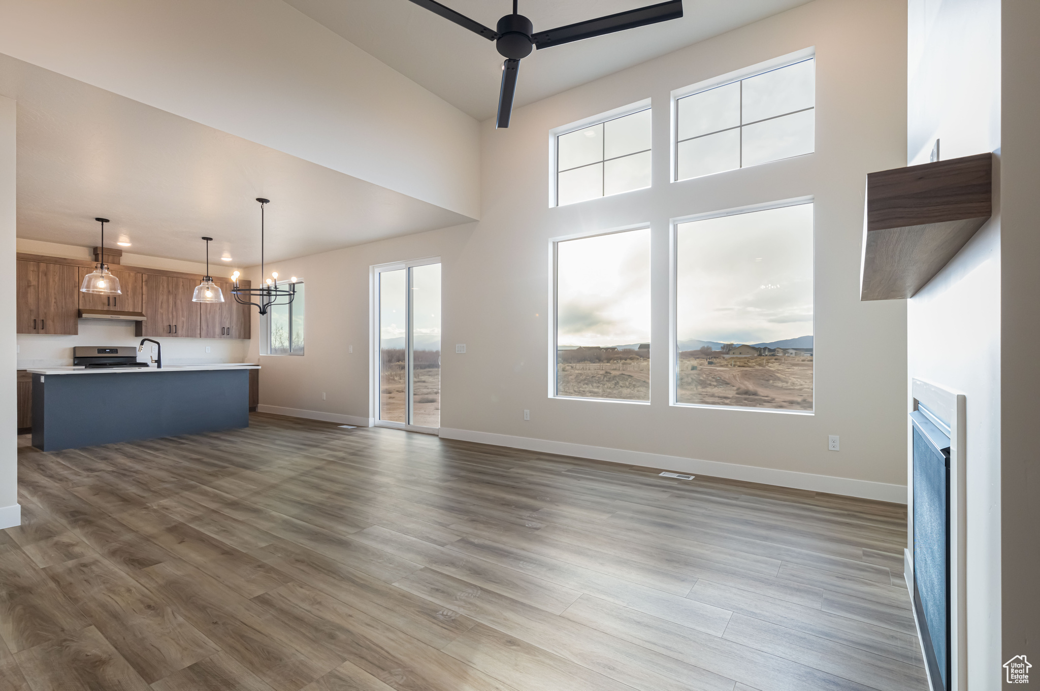 THE POINTE - Residential