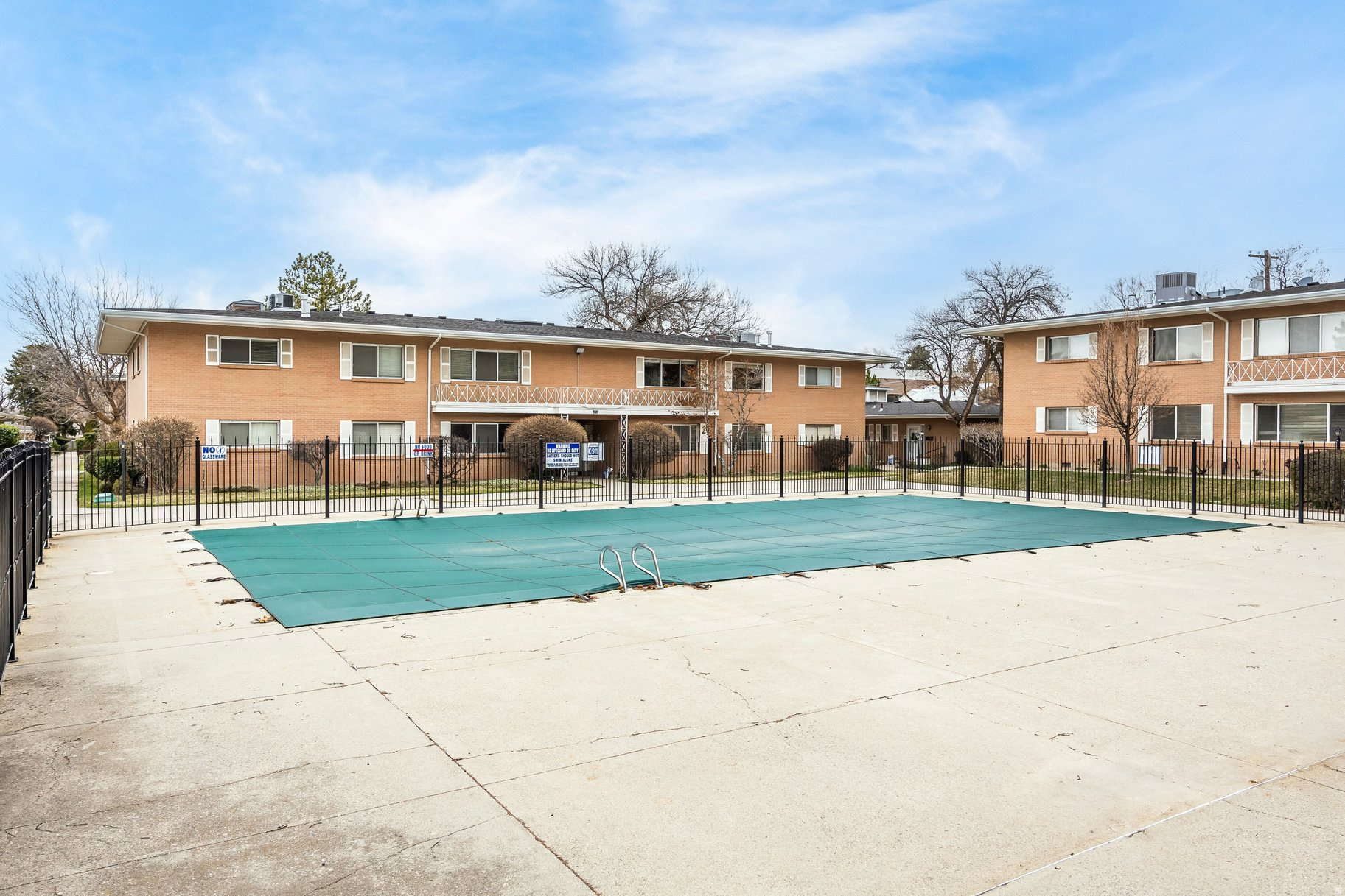 CARRIAGE LANE - Residential