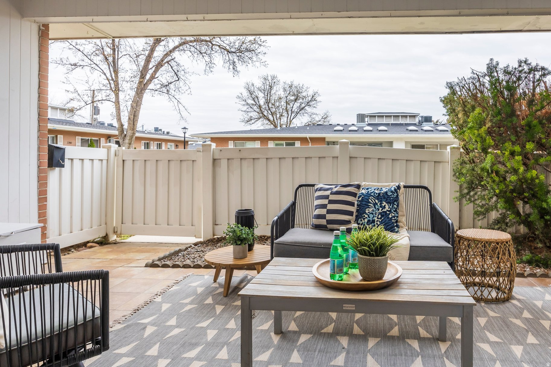 CARRIAGE LANE - Residential