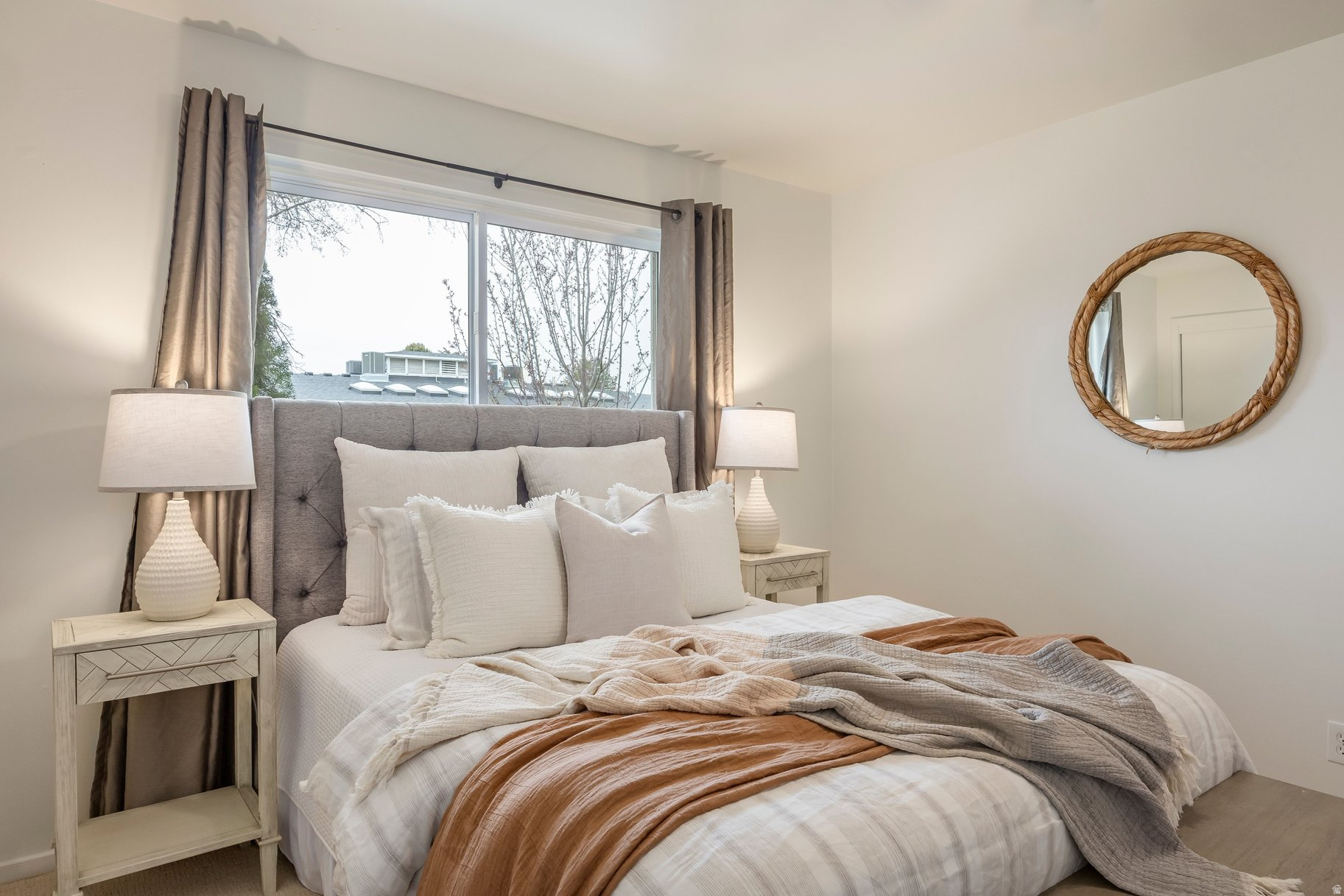 CARRIAGE LANE - Residential