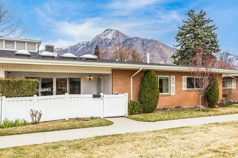 Photo of 2286 E CARRIAGE LN #86, Holladay, UT 84117 (MLS # 2144702)