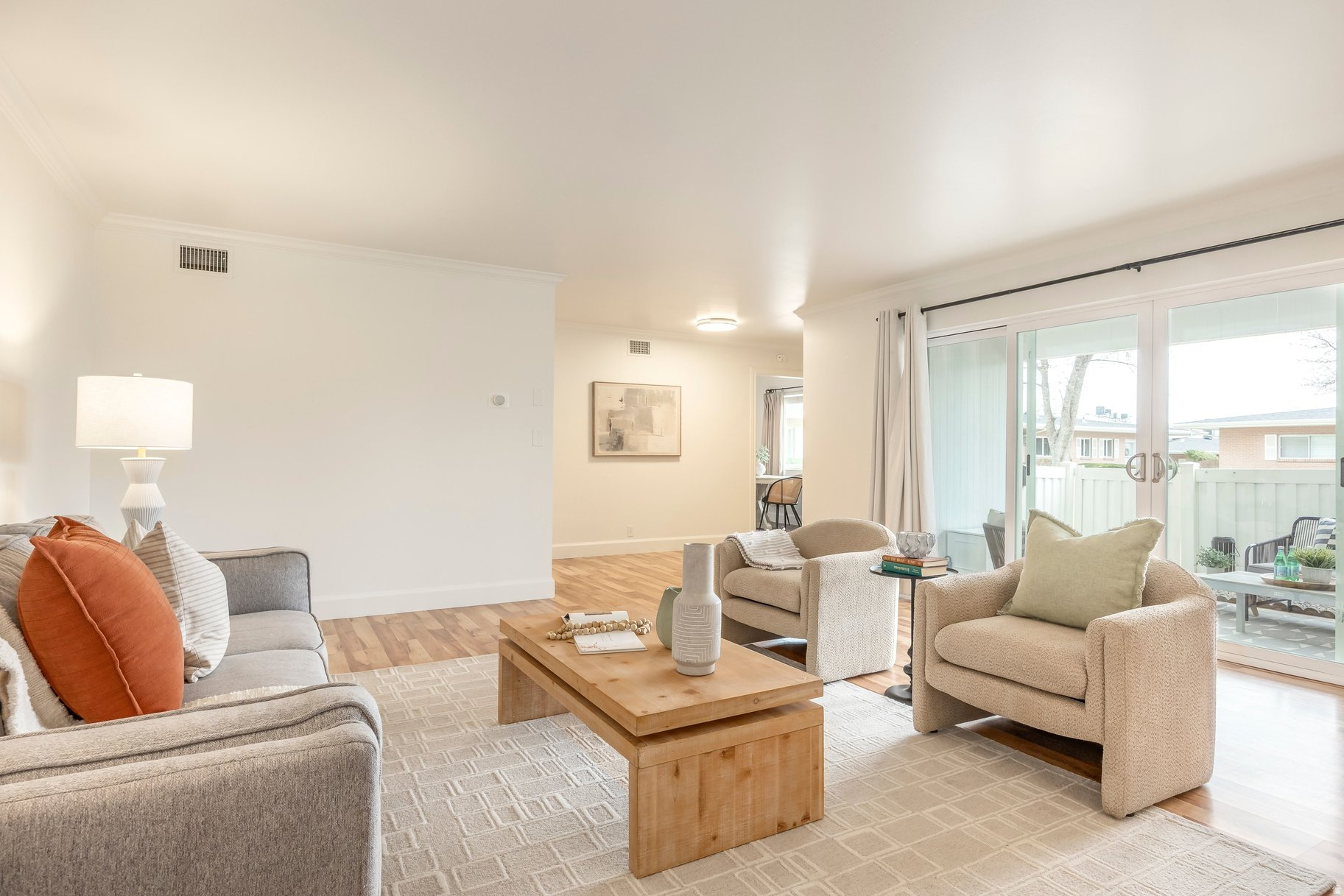 CARRIAGE LANE - Residential