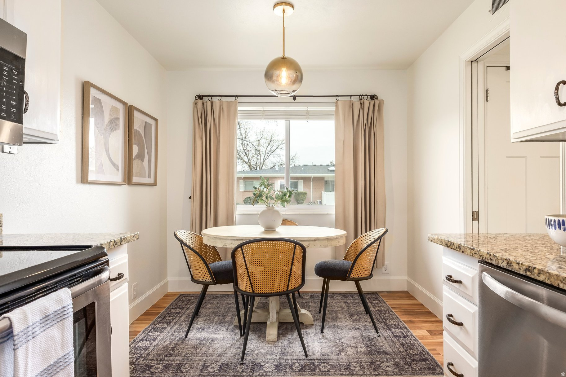 CARRIAGE LANE - Residential