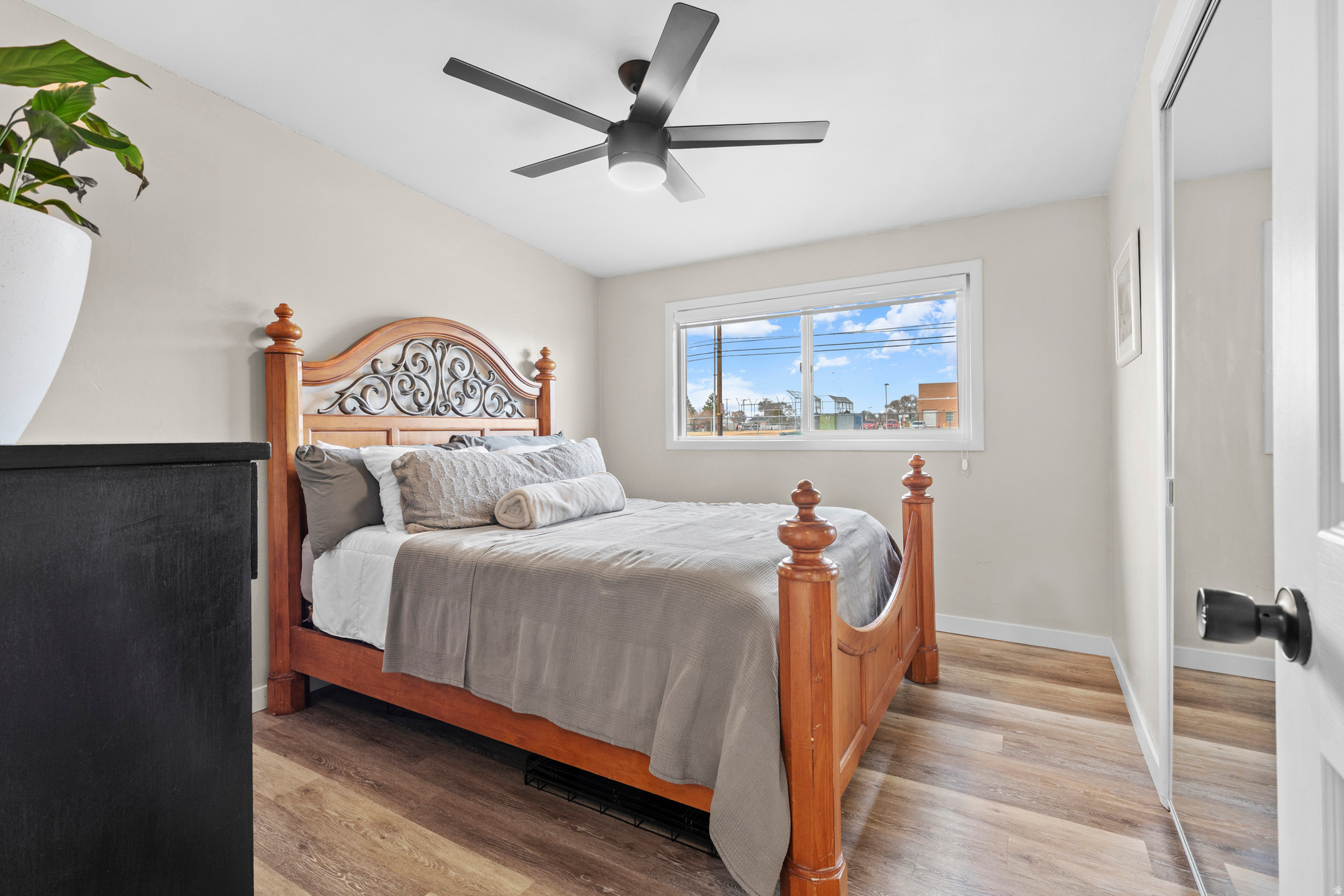 HILLSDALE SUB - Residential