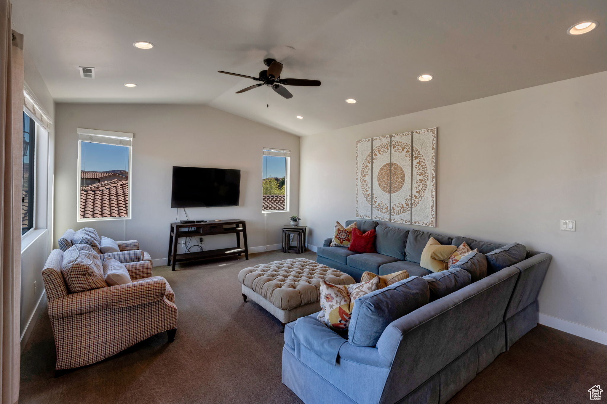 PARADISE VILLG ZION - Residential