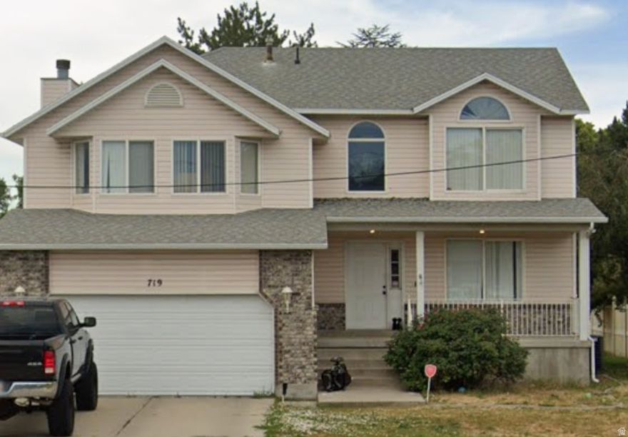 This home is full of potential and ready for your personal touch. Nestled in a prime location, it offers the perfect blend of convenience and outdoor living. While it could use a little TLC, the possibilities are endless for buyers looking to customize and add value. Enjoy abundant parking, including a large RV space-ideal for toys, trailers, or extra vehicles. Just steps away, scenic walking trails wind along a nearby river, surrounded by nature and open space, creating a peaceful retreat right outside your door. A rare opportunity to own in a highly desirable area with room to grow, explore, and make it your own.