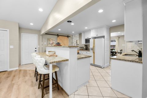 Tiny photo for 9505 S GARNET DR E, Sandy, UT 84094 (MLS # 2169336)