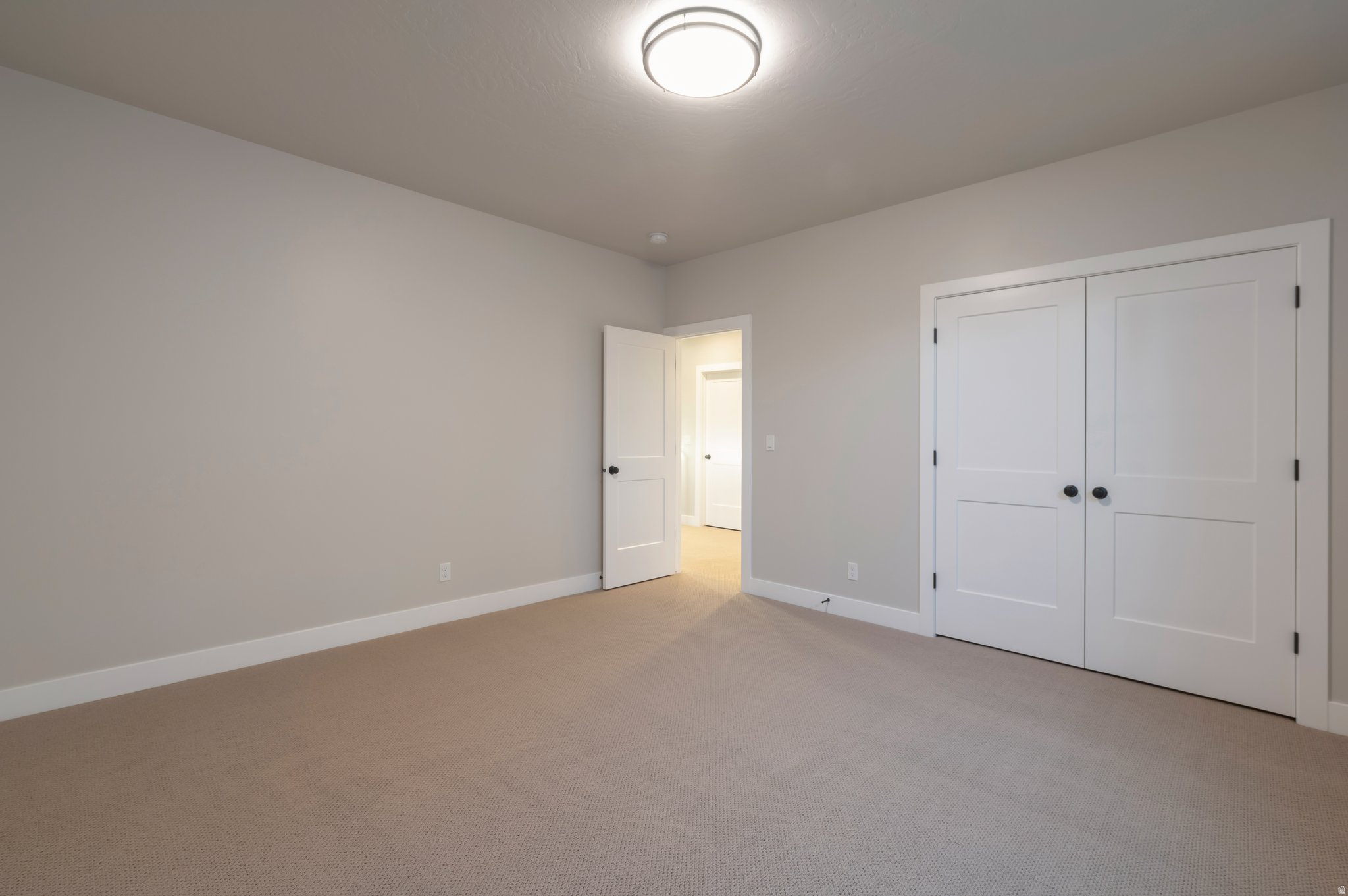 CHESTNUT FARMS - Residential