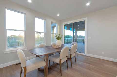 Tiny photo for 514 S 1450 W, Farmington, UT 84025 (MLS # 2128991)