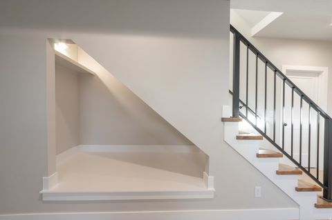 Tiny photo for 514 S 1450 W, Farmington, UT 84025 (MLS # 2128991)