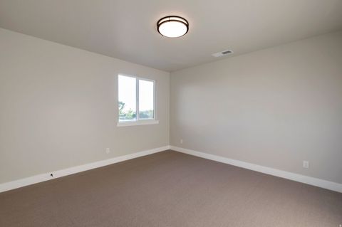 Tiny photo for 514 S 1450 W, Farmington, UT 84025 (MLS # 2128991)