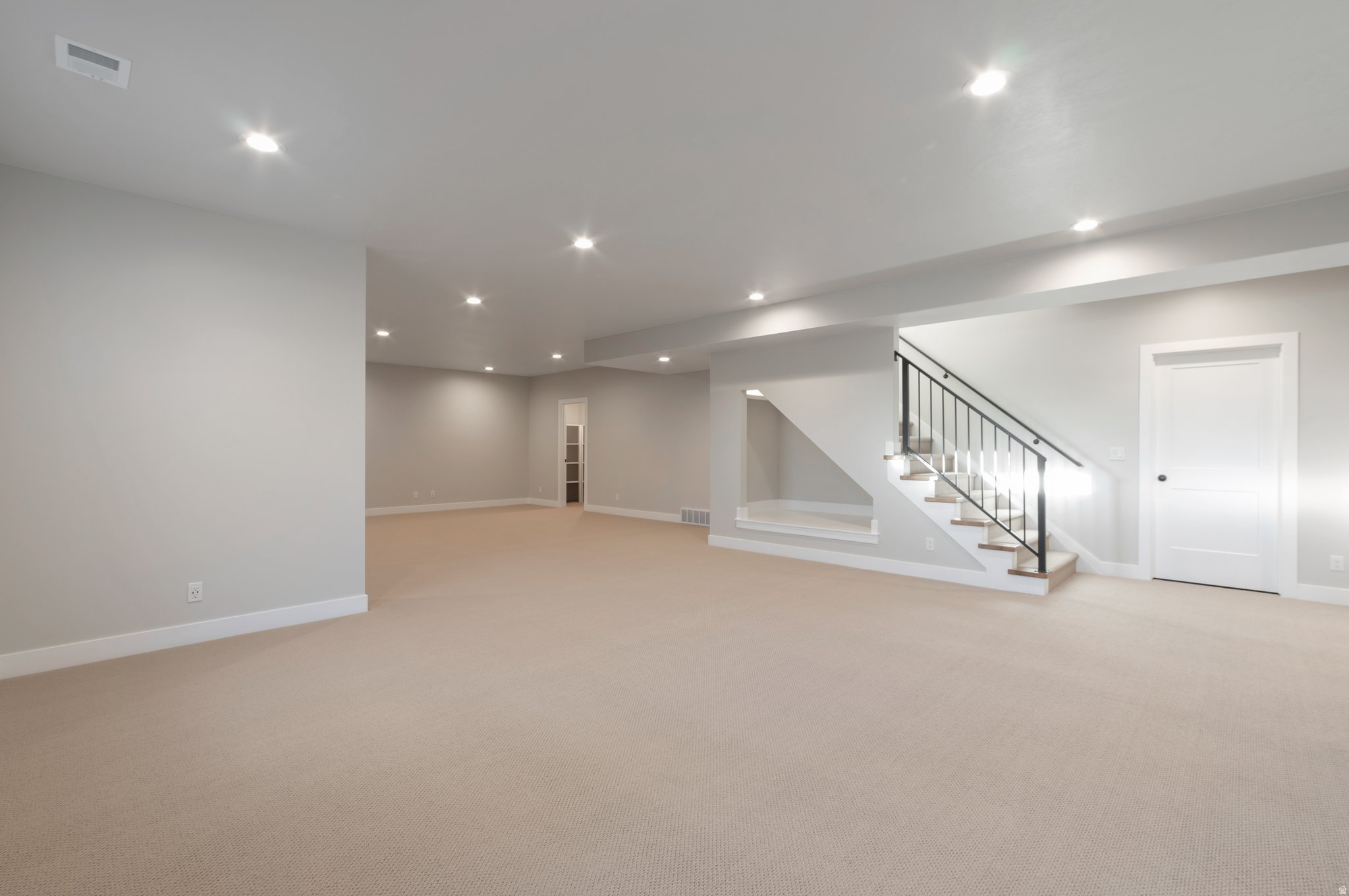 CHESTNUT FARMS - Residential