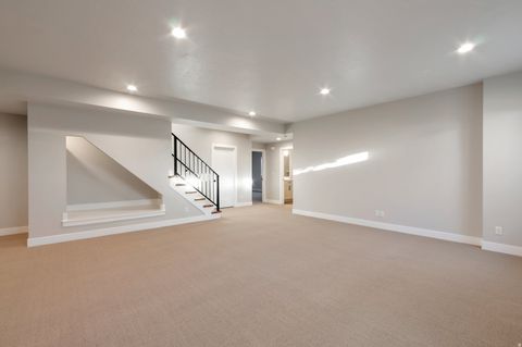 Tiny photo for 514 S 1450 W, Farmington, UT 84025 (MLS # 2128991)