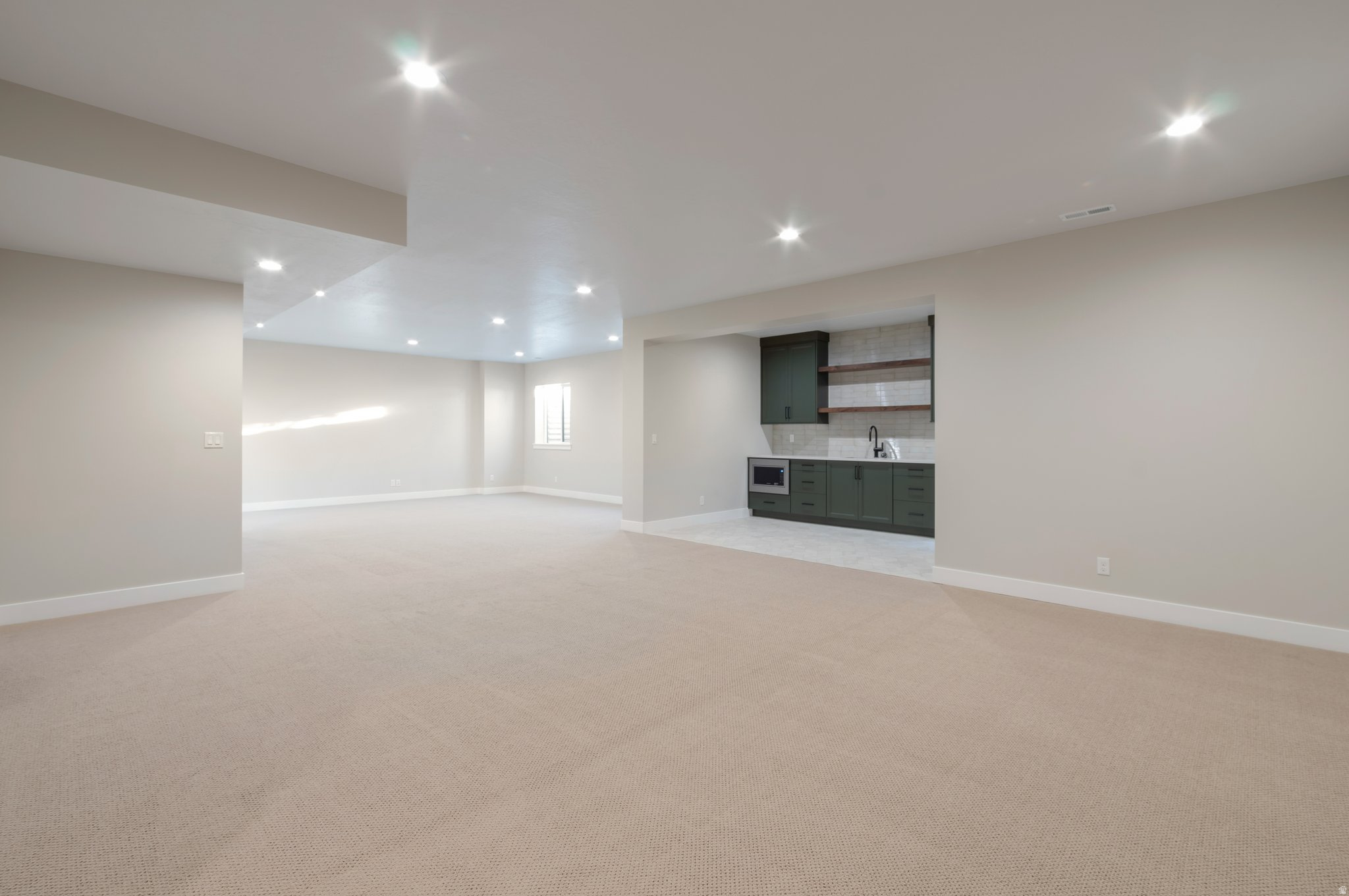 CHESTNUT FARMS - Residential