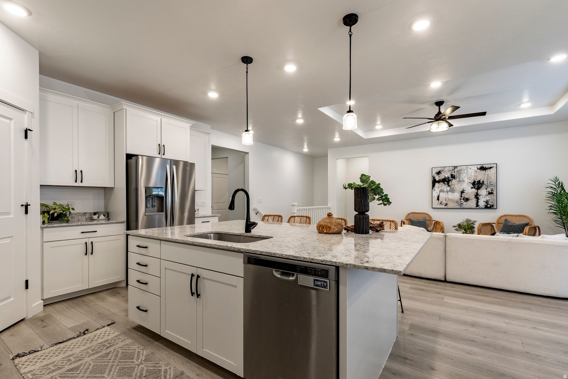 GATEWAY TO LITTLE VALLEY - Residential