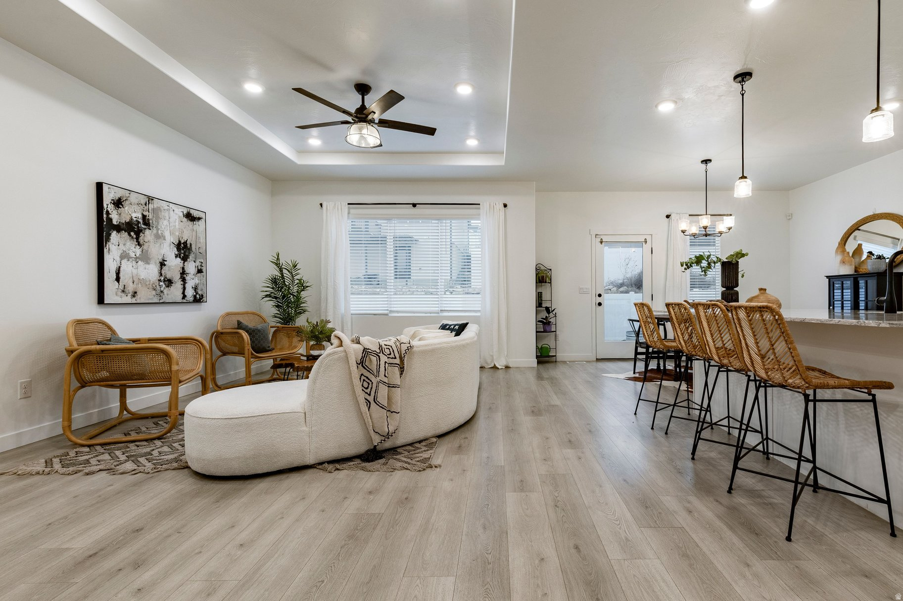 GATEWAY TO LITTLE VALLEY - Residential