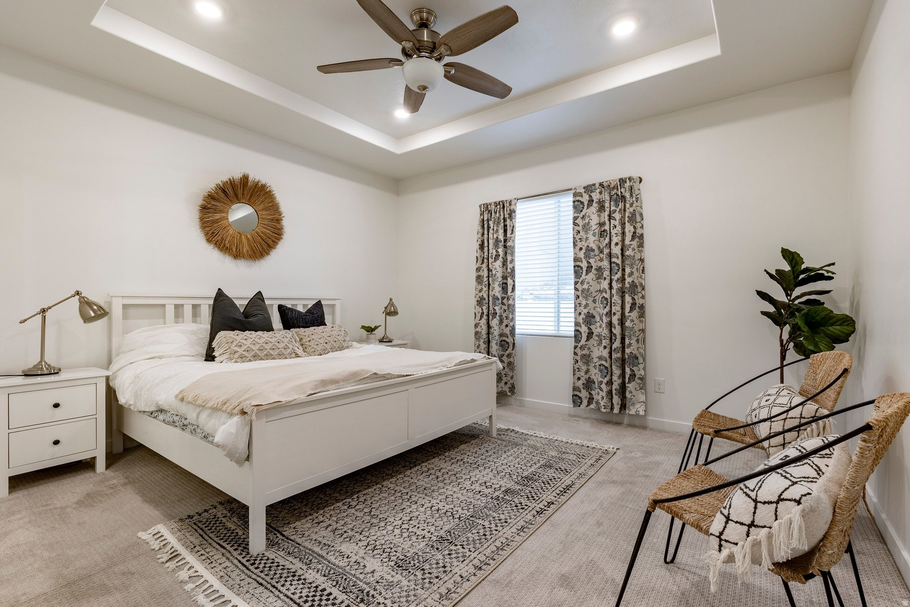 GATEWAY TO LITTLE VALLEY - Residential