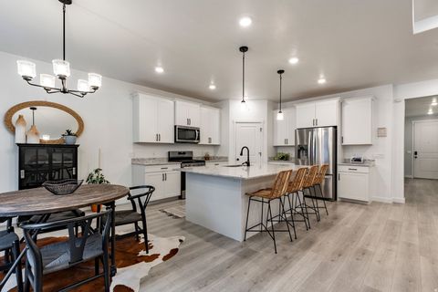 Tiny photo for 8725 W BECKVILLE DR, Magna, UT 84044 (MLS # 2133968)