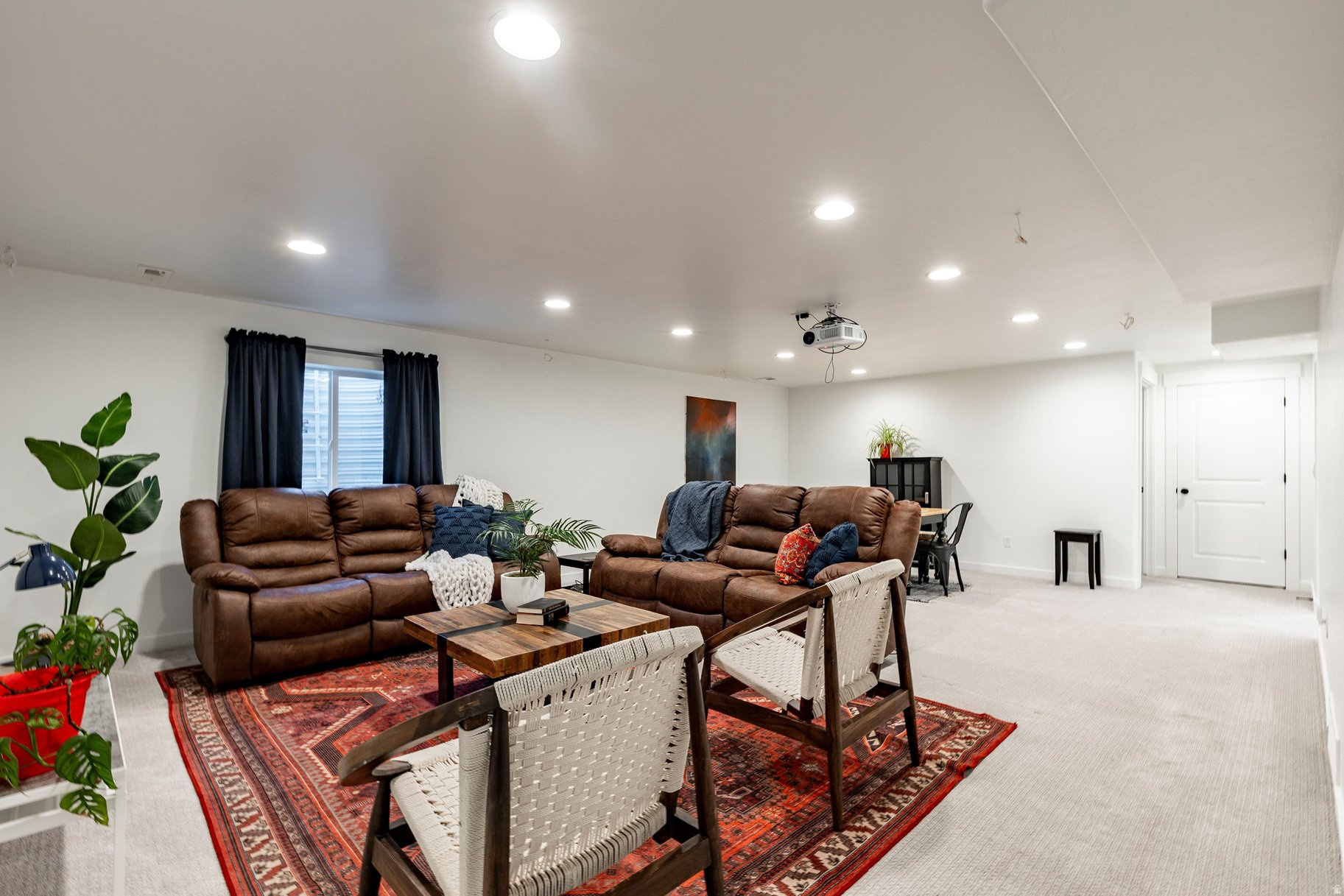 GATEWAY TO LITTLE VALLEY - Residential