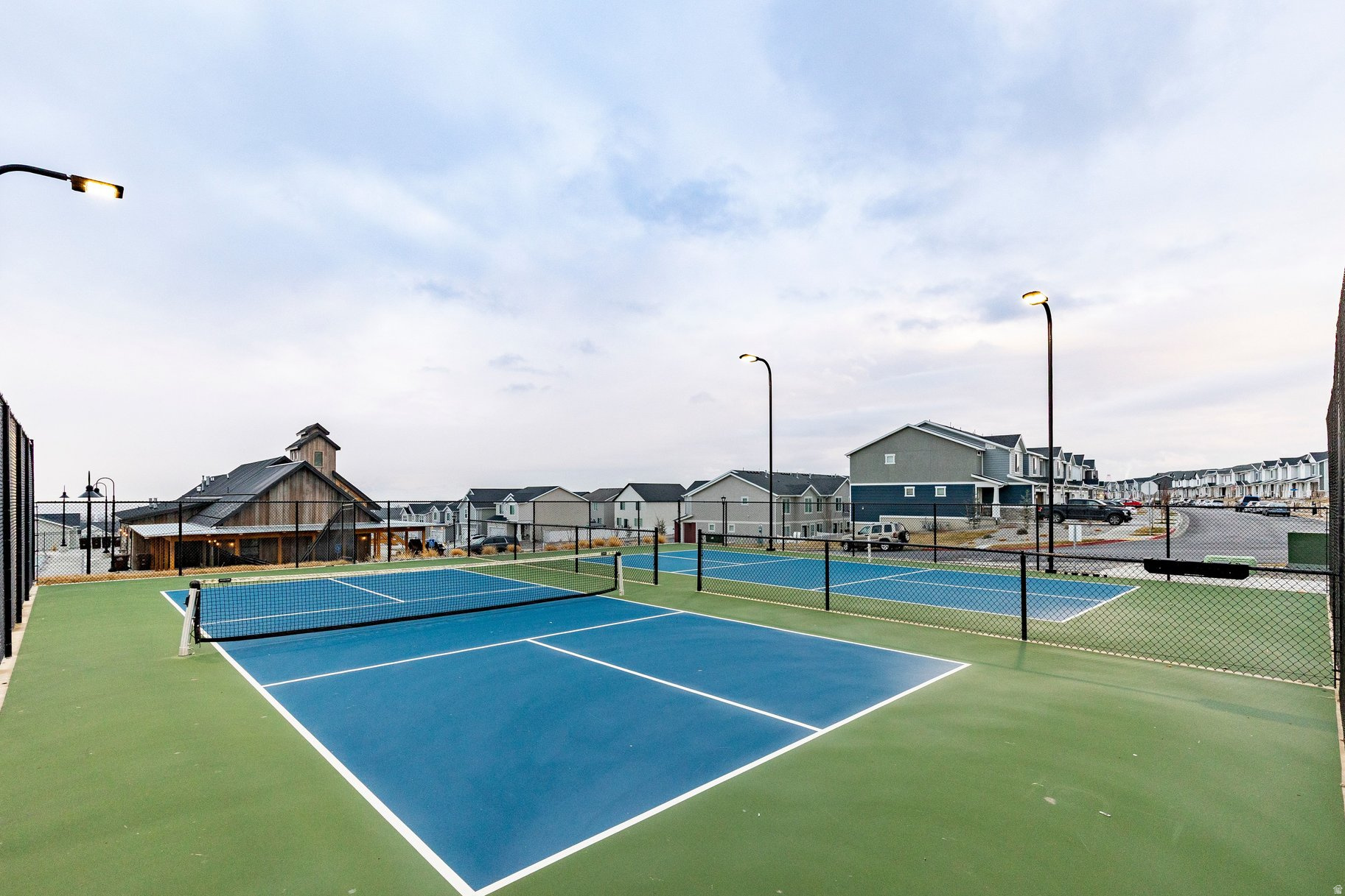 GATEWAY TO LITTLE VALLEY - Residential