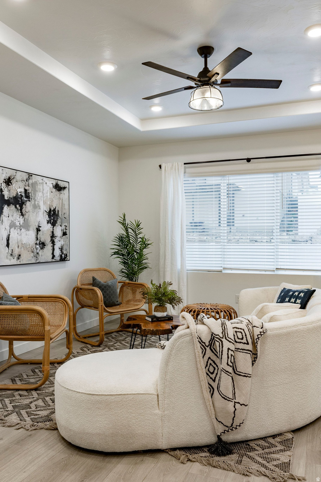 GATEWAY TO LITTLE VALLEY - Residential