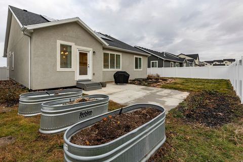 Tiny photo for 8725 W BECKVILLE DR, Magna, UT 84044 (MLS # 2133968)