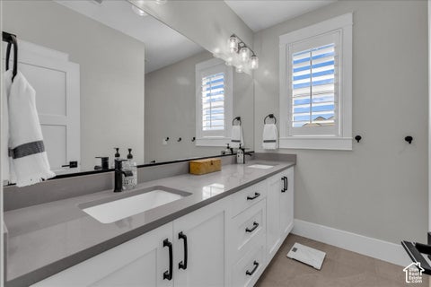 Tiny photo for 4145 S 435 E, Washington, UT 84780 (MLS # 2188066)