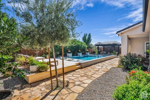 Tiny photo for 4145 S 435 E, Washington, UT 84780 (MLS # 2188066)