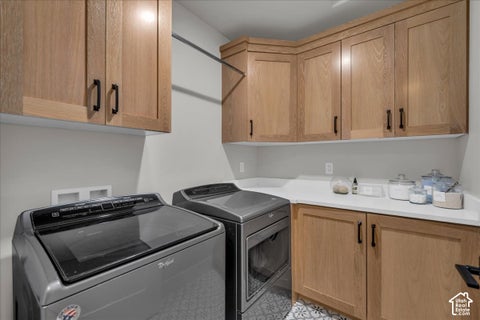Tiny photo for 4145 S 435 E, Washington, UT 84780 (MLS # 2188066)