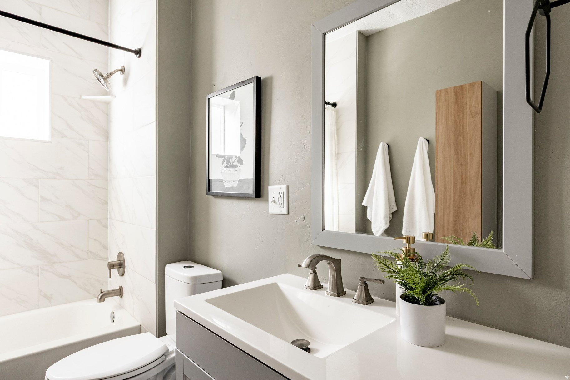 POPLAR GROVE - Residential