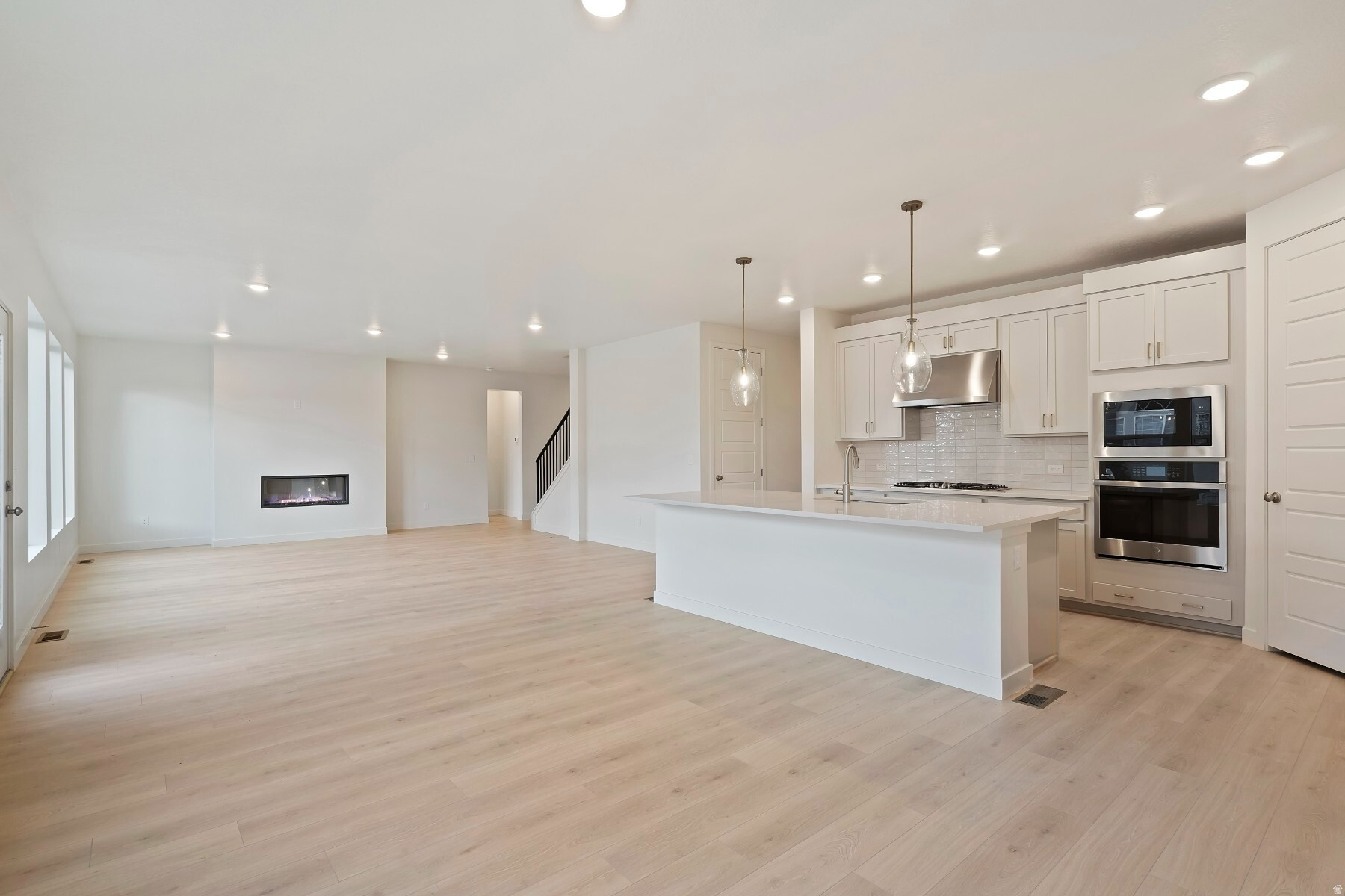 GROVE ACRES - Residential