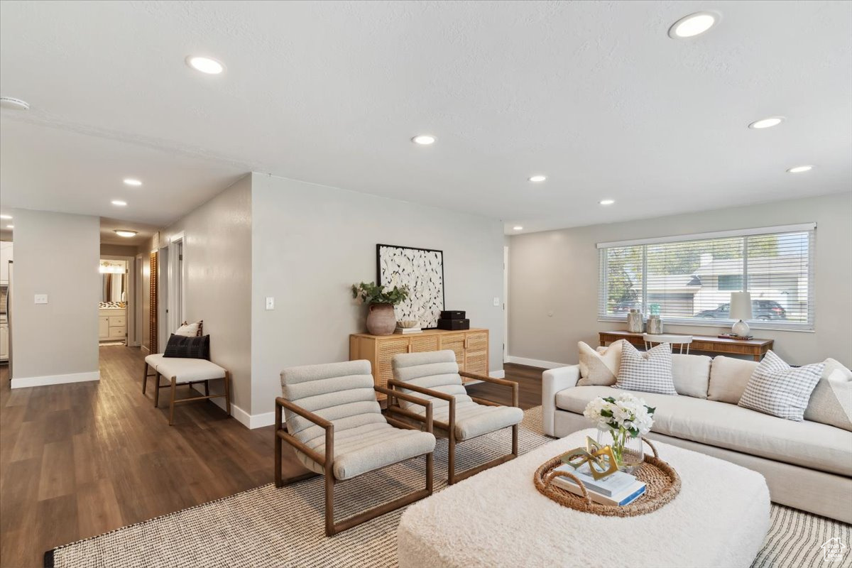 1090 Rosewood Ln, Layton, Utah image 3