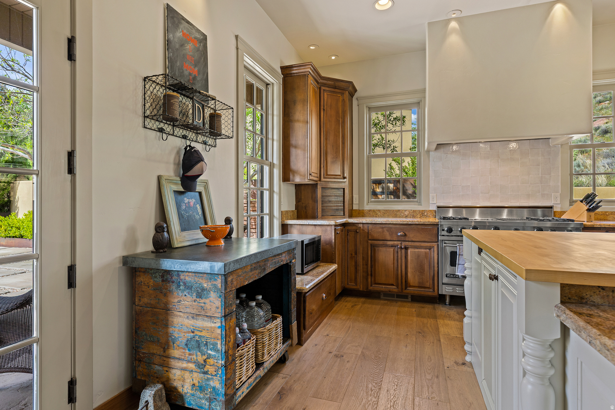 CANYON SPRINGS ESTATES - Residential
