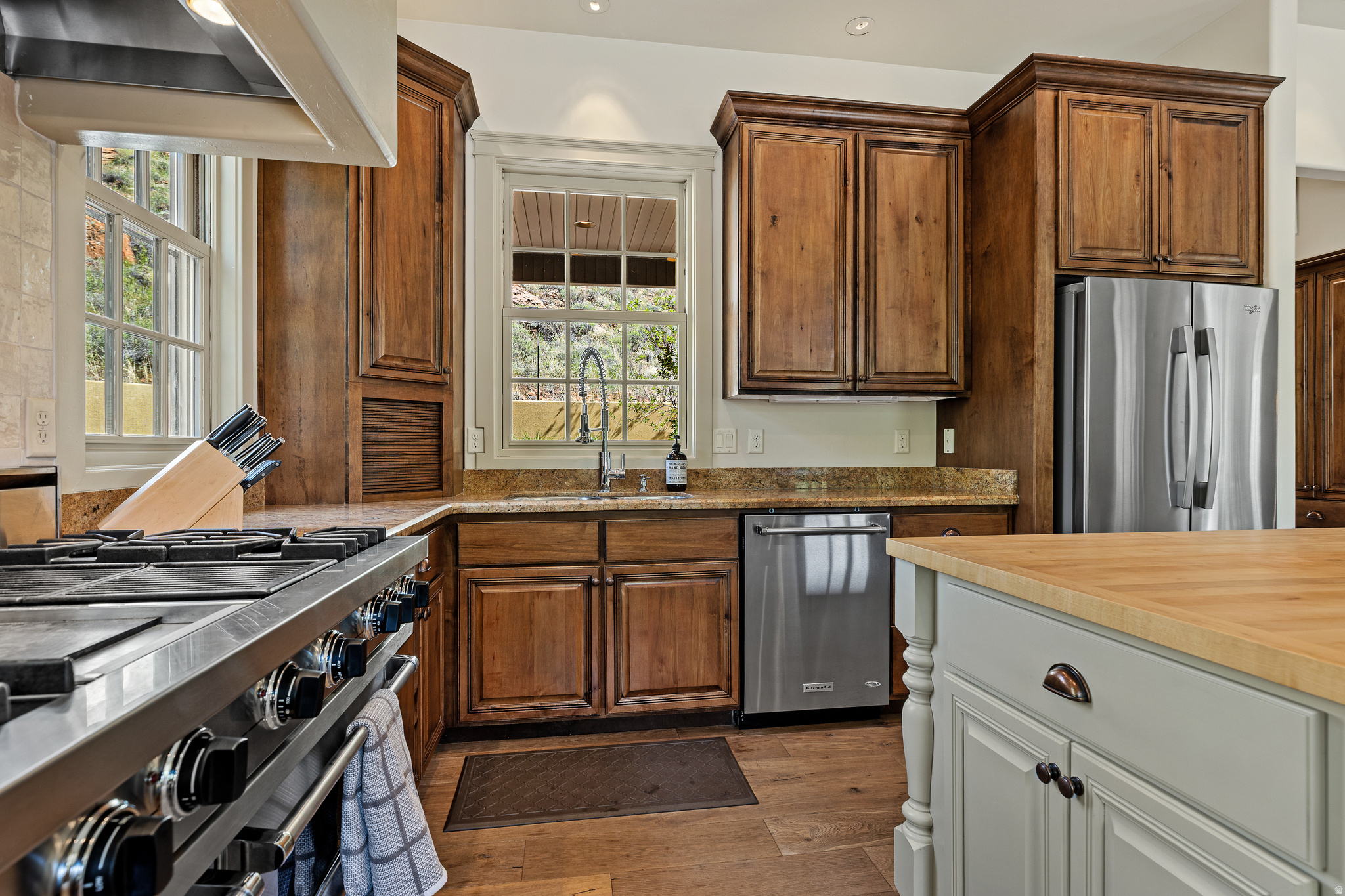 CANYON SPRINGS ESTATES - Residential