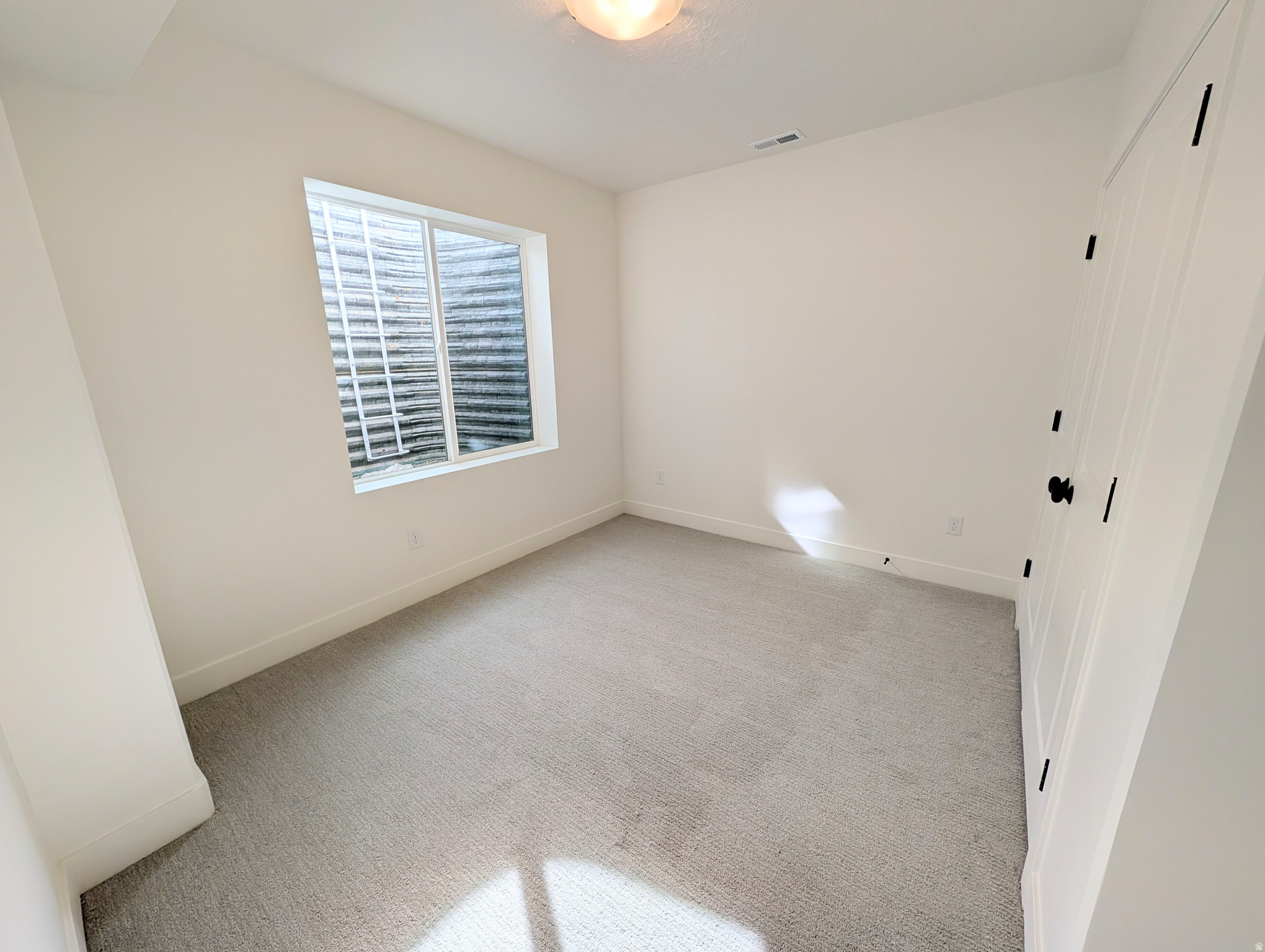 DAYBREAK - Residential