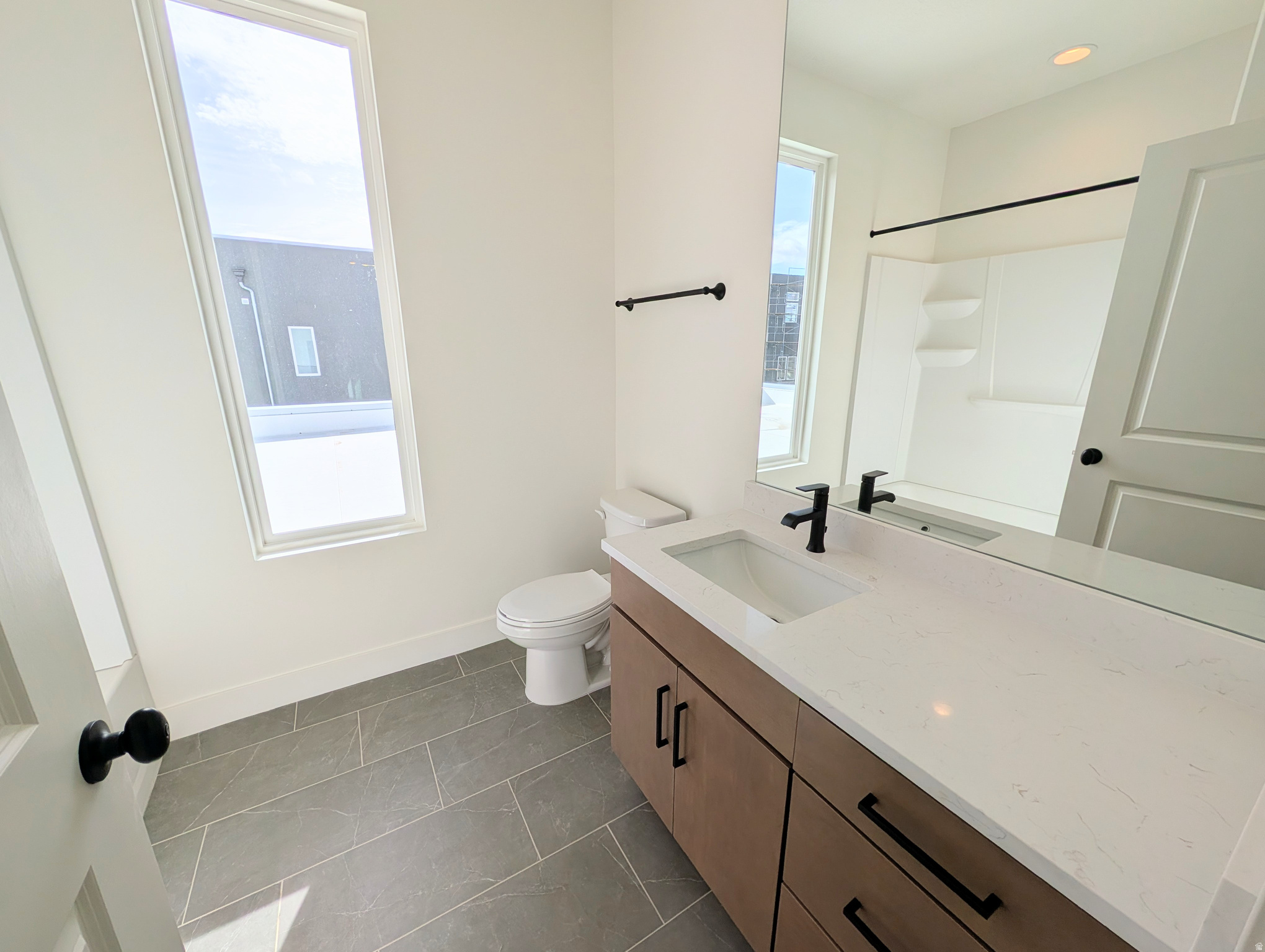 DAYBREAK - Residential