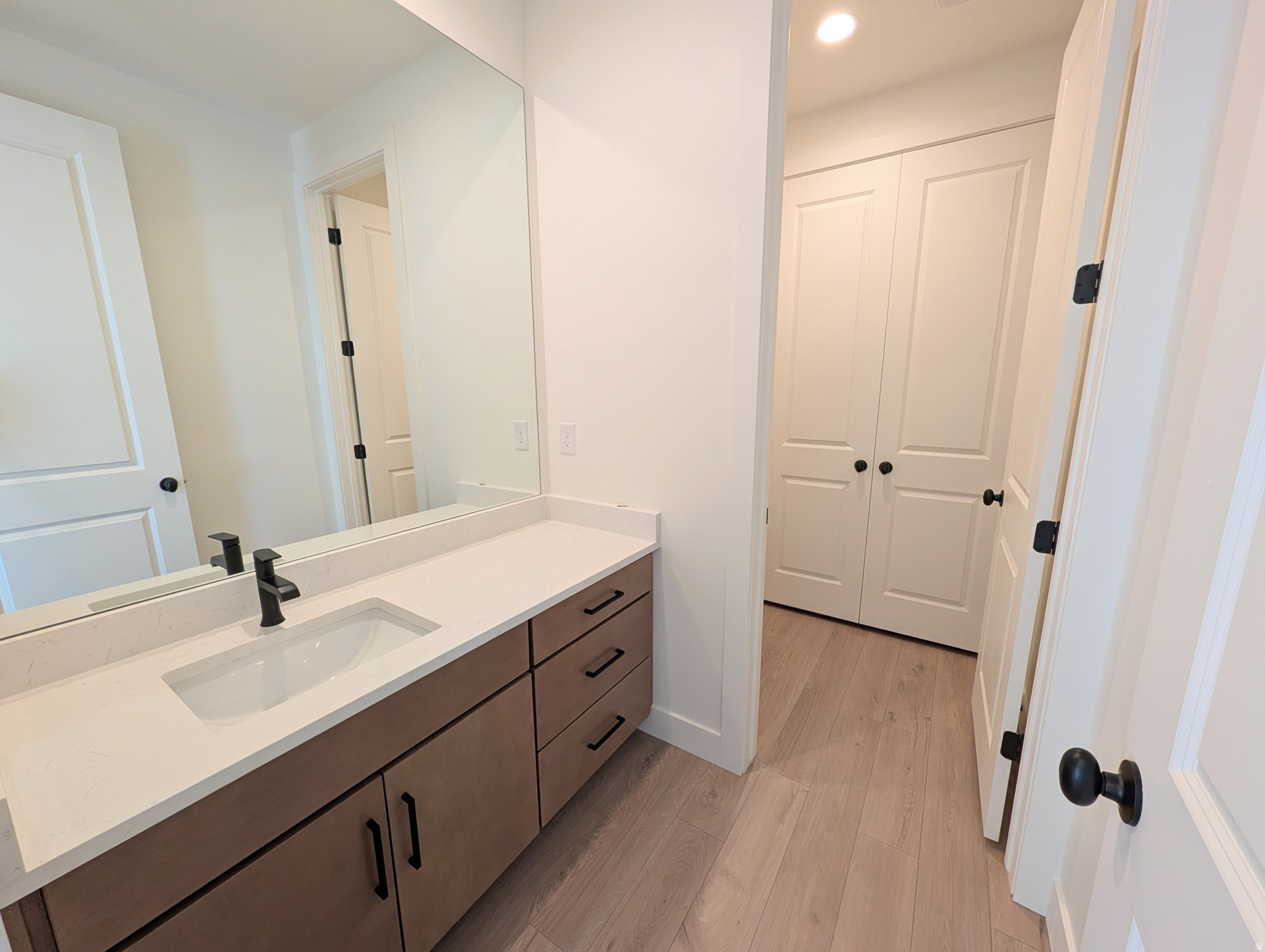 DAYBREAK - Residential