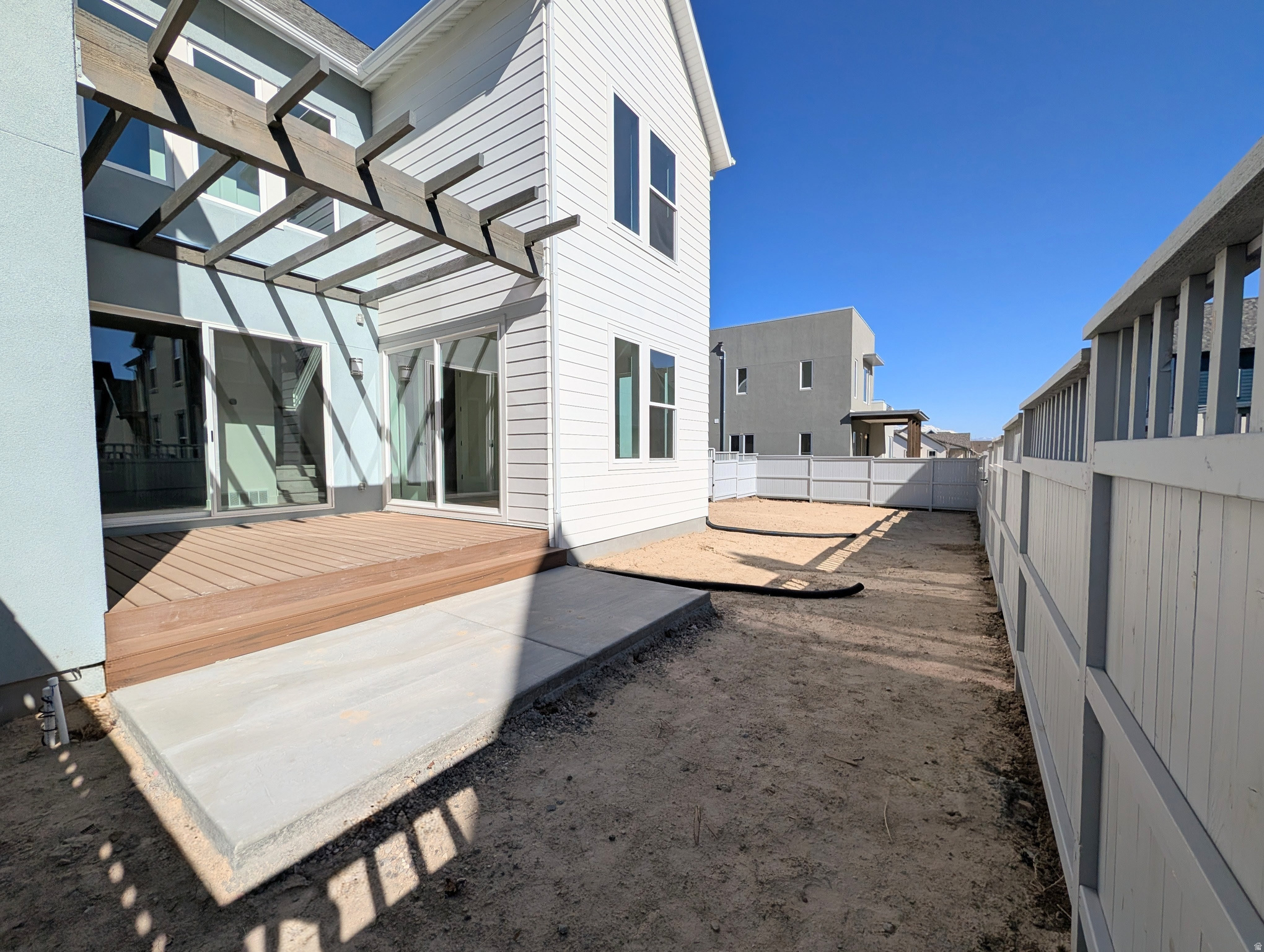 DAYBREAK - Residential