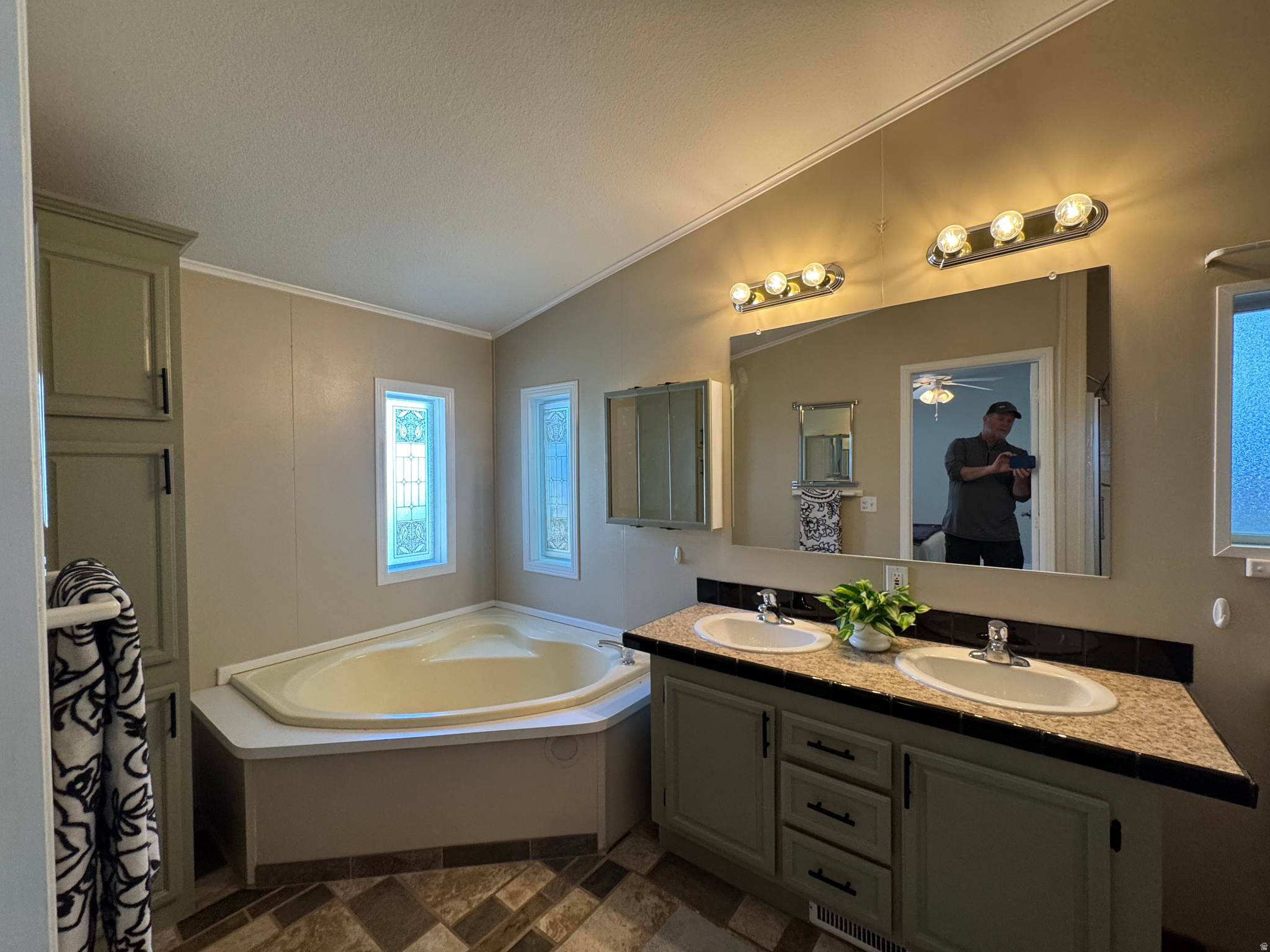 COTTONWOOD COVES - Residential